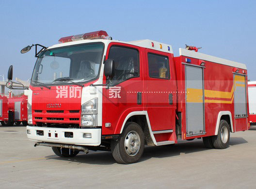 3噸五十鈴700P泡沫消防車價格3