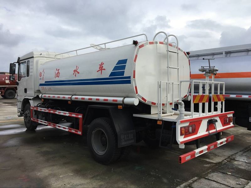 12���������L3000��ˮ܇�DƬ