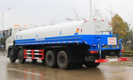 �|�L����ǰ�ĺ�˞�ˮ܇����DƬ