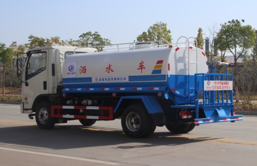 福田康瑞6噸灑水車高清圖片 福田康瑞6噸灑水車高清圖片