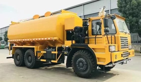 40�����w�Vɽ��ˮ܇�DƬ