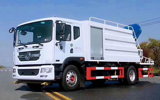 國(guó)六東風(fēng)多利卡D9新款抑塵車圖片 國(guó)六東風(fēng)多利卡D9新款抑塵車圖片