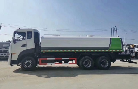 ��(gu��)���|�L(f��ng)�������p��20����ˮ܇(ch��)�DƬ