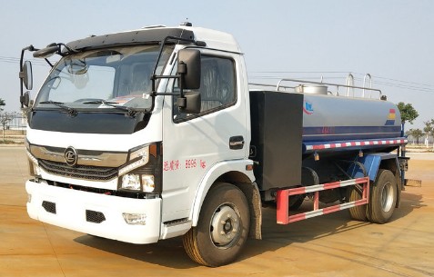 �����ױP(p��n)��늄�(d��ng)��ˮ܇(ch��)�DƬ