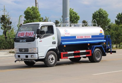 東風d6灑水車圖片 東風d6灑水車圖片