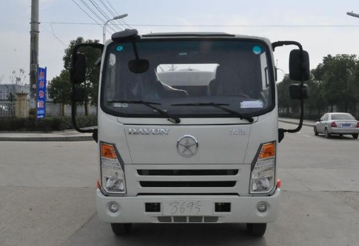 大運(yùn)灑水車圖片 大運(yùn)灑水車圖片