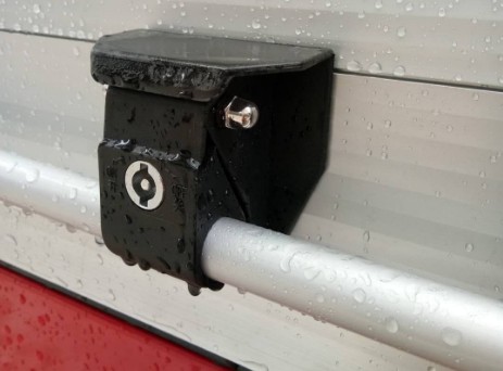 �����T���i���U����