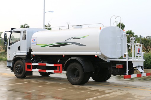 12方灑水車需要什么駕駛證_國(guó)六12噸東風(fēng)專底D1L綠化灑水車廠家價(jià)格3