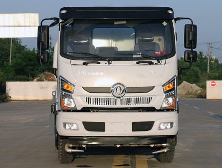 12方灑水車需要什么駕駛證_國(guó)六12噸東風(fēng)專底D1L綠化灑水車廠家價(jià)格4