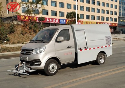 ��(gu��)���L(zh��ng)��·���B(y��ng)�o(h��)܇(ch��)�S�Ҷ෽λ�DƬ