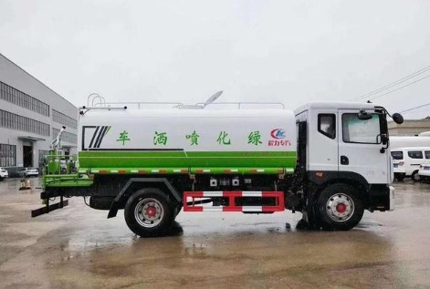 東風D9大多利卡灑水車14.6方 東風D9大多利卡灑水車14.6方