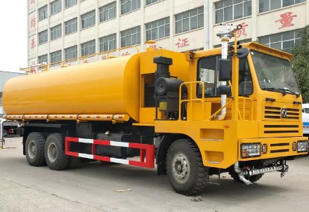 40方徐工礦用灑水車圖片 40方徐工礦用灑水車圖片