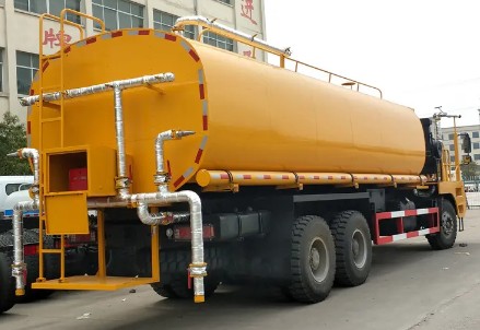 40方徐工礦用灑水車圖片 40方徐工礦用灑水車圖片