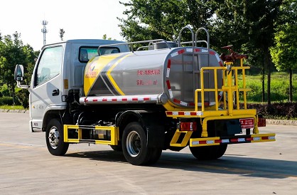 �{�ƞ�ˮ܇�DƬ_����2.5���P�R�{�ƾG����ˮ܇�S�҃r��