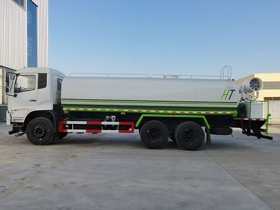 國六22噸東風(fēng)天錦后雙橋?yàn)⑺噲D片 國六22噸東風(fēng)天錦后雙橋?yàn)⑺噲D片