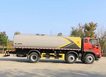 國六福田時(shí)代領(lǐng)航小三軸20方灑水車圖片 國六福田時(shí)代領(lǐng)航小三軸20方灑水車圖片