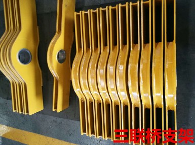 三聯(lián)橋支架 三聯(lián)橋支架