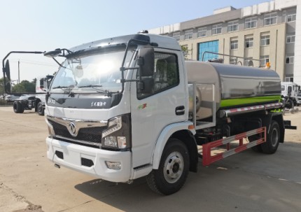 ��(gu��)���|�L(f��ng)������Ȼ�➢ˮ܇�෽λ�DƬ