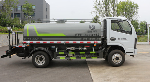 灑水車圖片 灑水車圖片