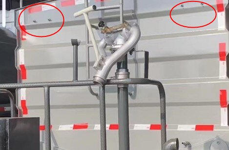 箭頭燈預(yù)留燈座樁樁圖片 箭頭燈預(yù)留燈座樁樁圖片